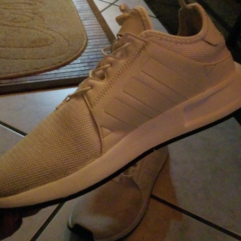 Adidas - Picture 3 of 3